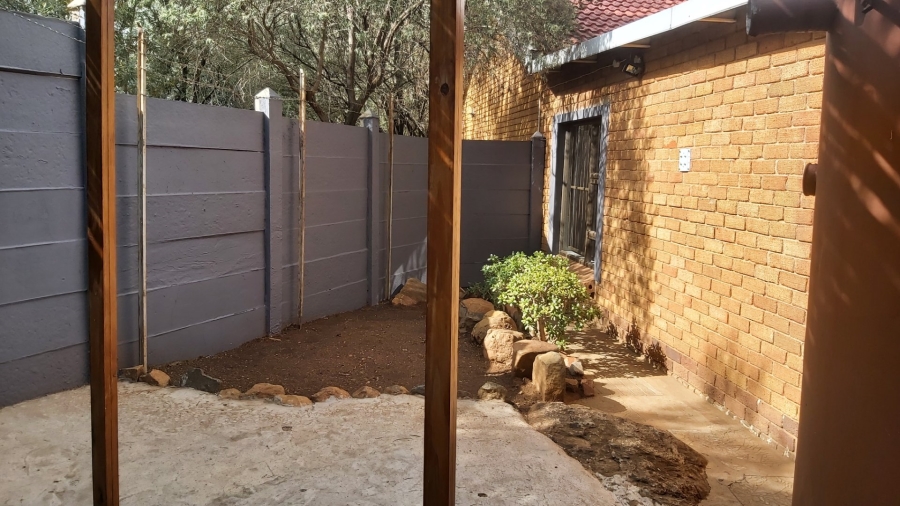 To Let 1 Bedroom Property for Rent in Pellissier Free State